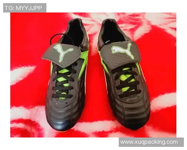 球星专属私人定制足球鞋背后的科技与设计革新揭秘 球星专属私人定制足球鞋背后的科技与设计革新揭秘